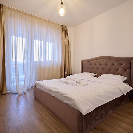 Cozy Collection Apartments At Palas Mall Iasi Esterno foto