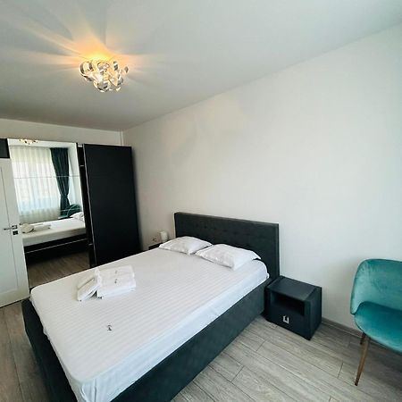 Cozy Collection Apartments At Palas Mall Iasi Esterno foto