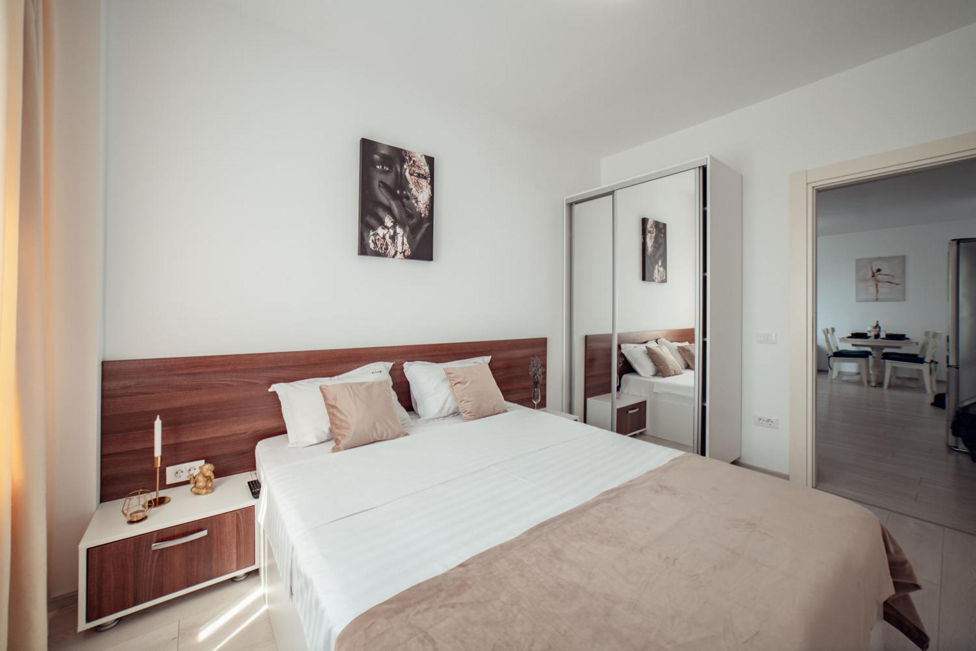 Cozy Collection Apartments At Palas Mall Iasi Esterno foto